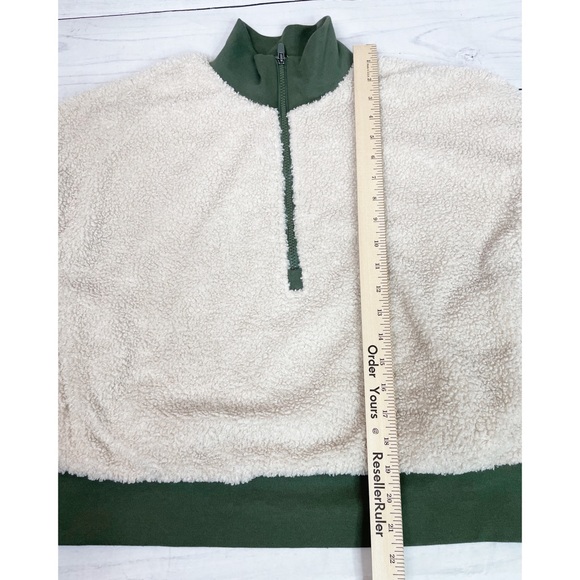 Fabletics Sherpa Sweater - Picture 6 of 7